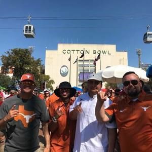 Meet your Posher, Mark